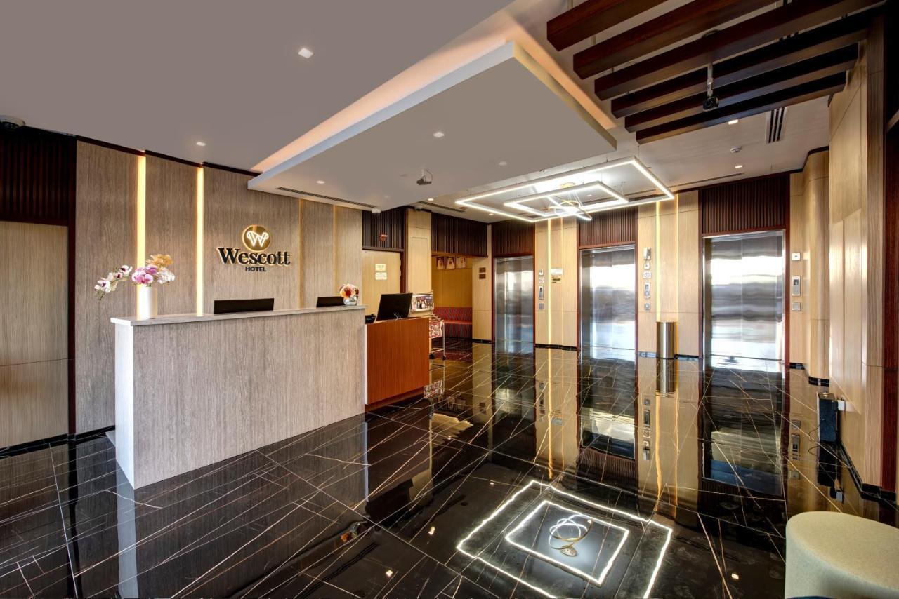 Wescott Hotel Dubai Exteriör bild